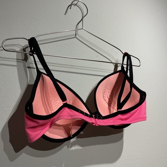 Victoria’s Secret Swim 36D Bring Pink Swim Top Y2K 2000’s Bathing Suit - Picture 3 of 10